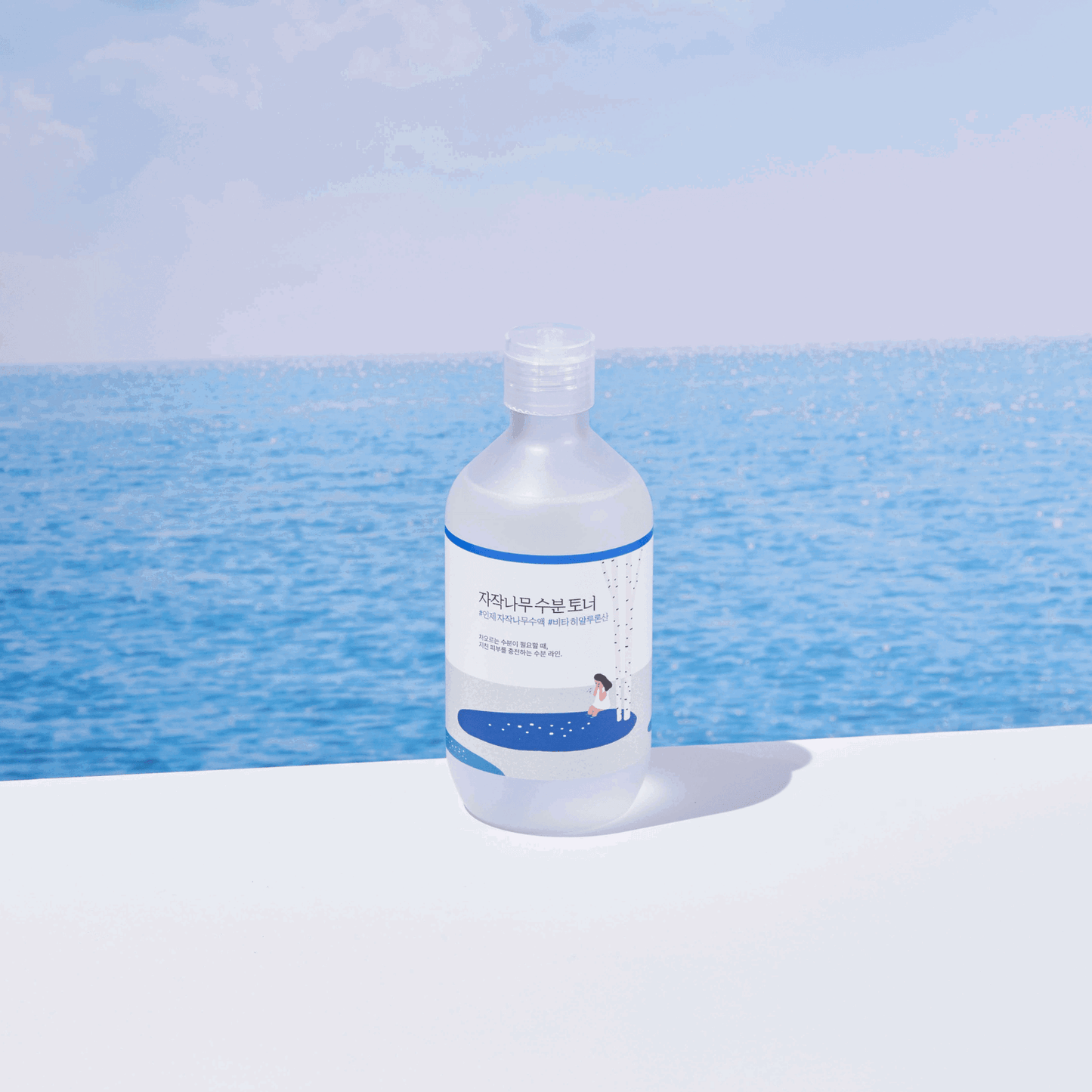 Round Lab Birch Moisturizing Toner 300ml - Skynkorea