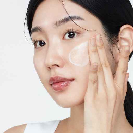 Biodance Skin Glow Essence Cream 50ml - Skynkorea
