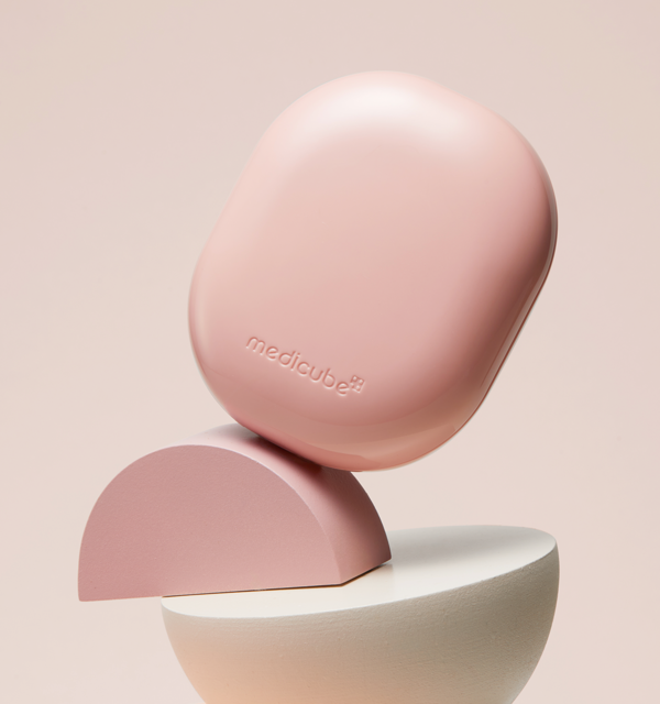 medicube Pro Glutathione Glow Cushion SPF50 15g - Skynkorea