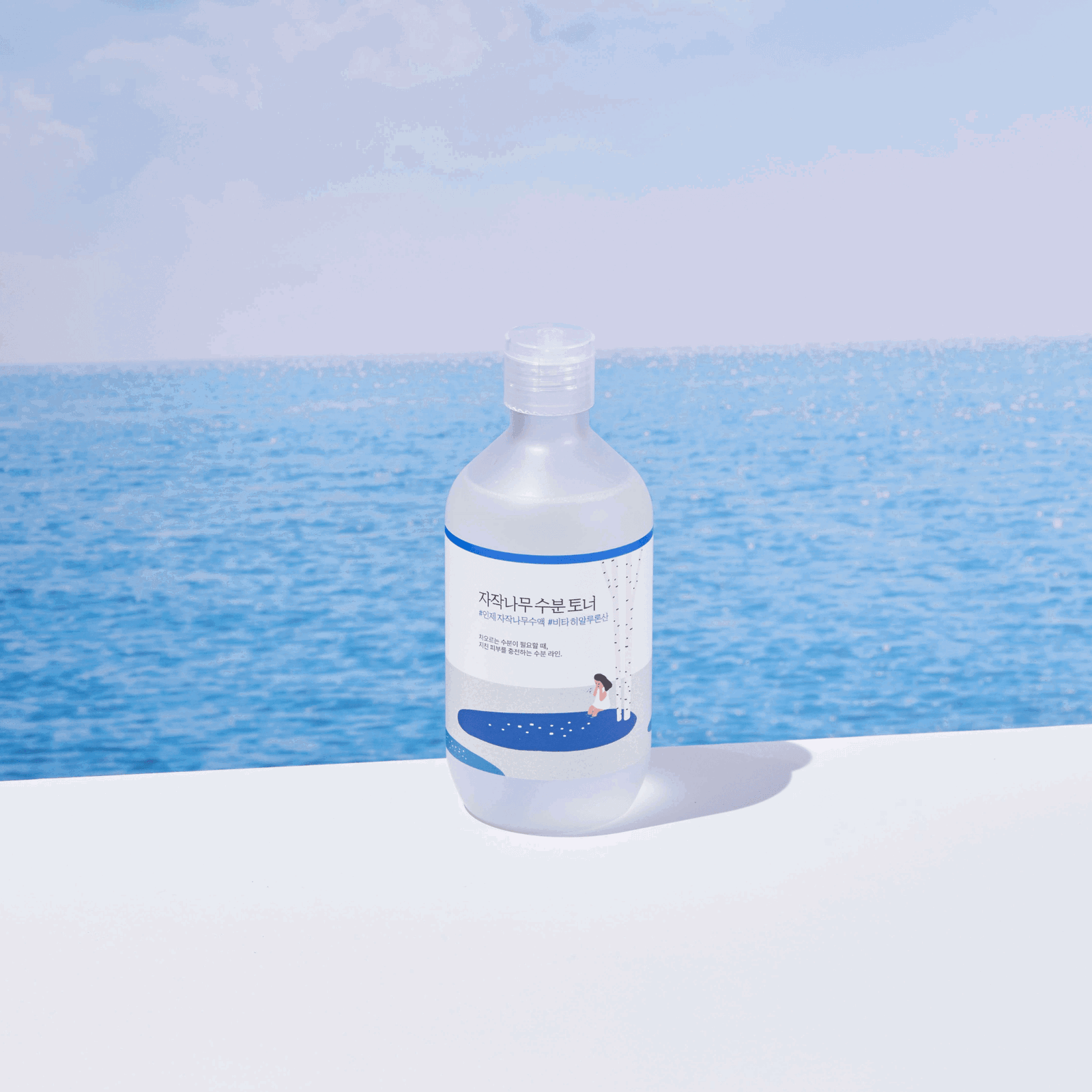 Round Lab Birch Moisturizing Toner 300ml - Skynkorea
