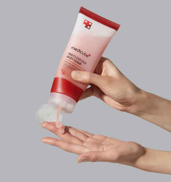 medicube Red Clear Cica Body Scrub 200ml - Chikolab