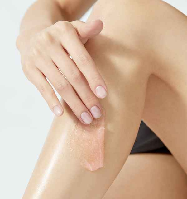 medicube Red Clear Cica Body Scrub 200ml - Chikolab