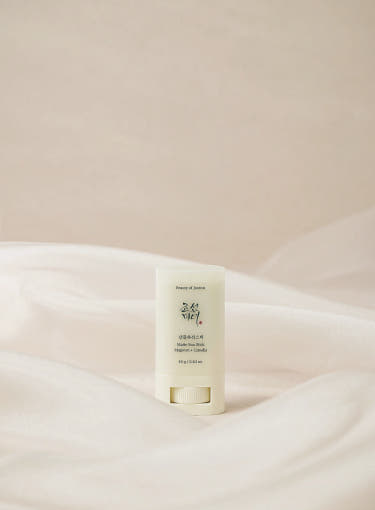 [Beauty of Joseon] Matte sun stick : Mugwort + Camelia 18g (SPF50+ PA++++) X 2EA [DOUBLE SET] - Skynkorea